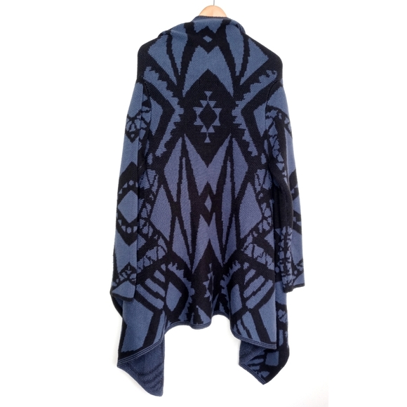 Blank NYC Aztec Print Open Front Waterfall Cardigan - Picture 2 of 11